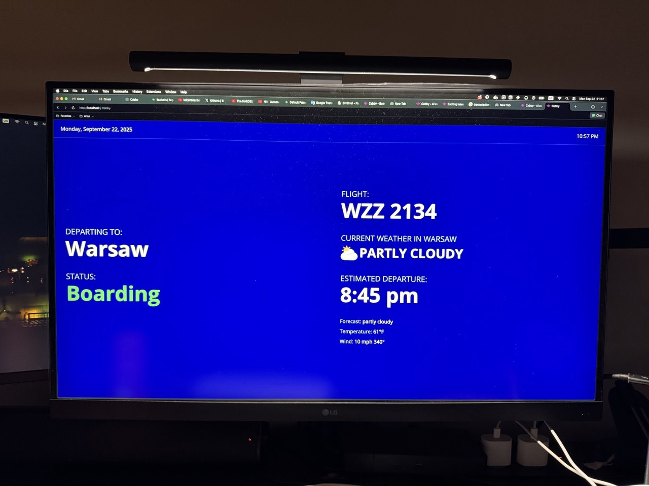 Boarding Screen on External Display